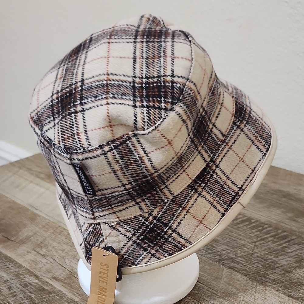 Steve Madden Cream and Brown Bucket Hat - Picture 4 of 10
